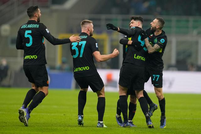 泰国老板计划出售莱斯特城 要价超200百万英镑