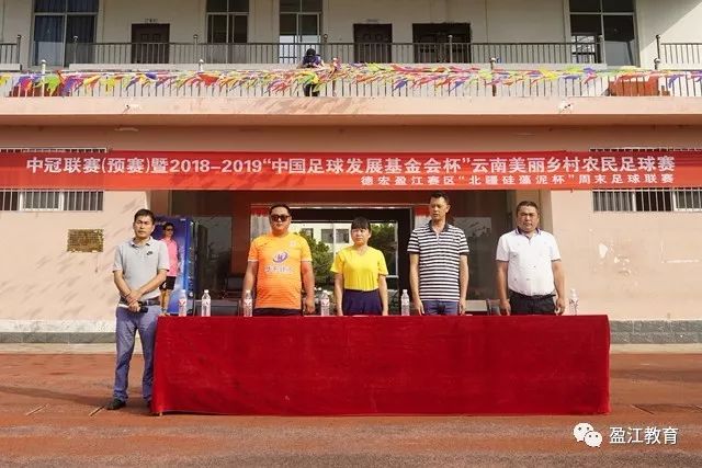 美媒分析：本-西蒙斯或难再胜任控卫位置